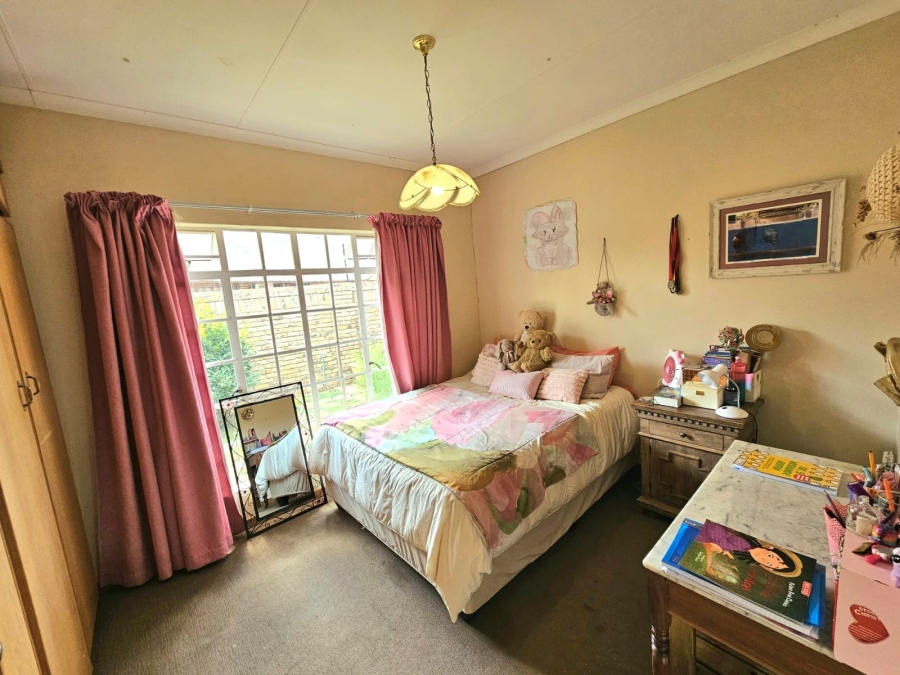 3 Bedroom Property for Sale in Van Der Hoff Park North West